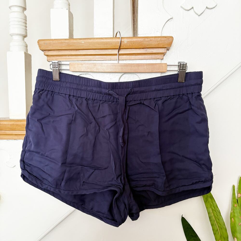 Wilfred Free Navy Blue Drawstring Waist Shorts Viscose Blend Relaxed Fit Size L